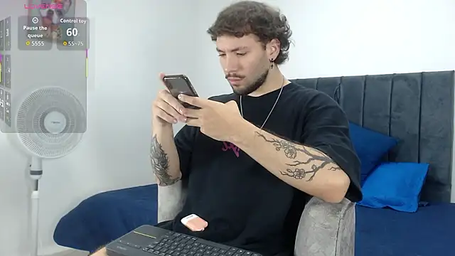 Snapshot of angel_kyrozz chatting on 13, 2, 2026 angel kyrozz online show from 13, 2, 2026