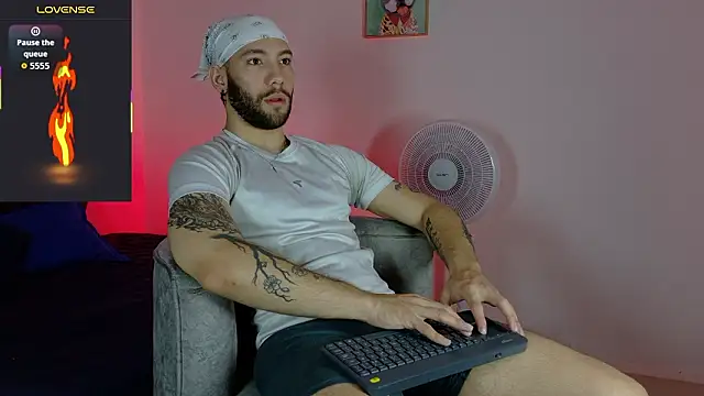 Snapshot of angel_kyrozz chatting on 15, 3, 2026 angel kyrozz online show from 15, 3, 2026