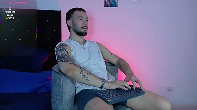 Snapshot of angel_kyrozz chatting on 10, 4, 2026 angel kyrozz online show from 10, 4, 2026