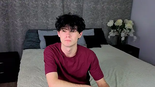 Cute Mike online show from 12, 11, 2025