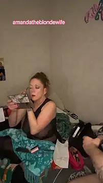 amandatheblondewife online show from 16, 4, 2026