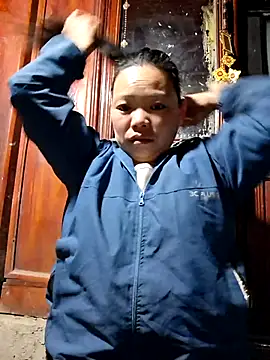 miomio-12 online show from 15, 12, 2025