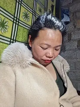 miomio-12 online show from 19, 2, 2026