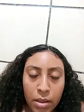 Snapshot of ZS_Oficial chatting on 25, 10, 2025 ZS Oficial online show from 25, 10, 2025