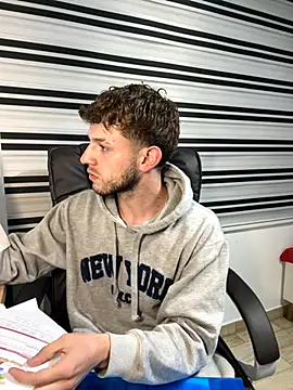 noah red online show from 22, 10, 2025