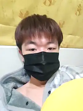 Snapshot of fox165 chatting on 14, 12, 2025 fox165 online show from 14, 12, 2025