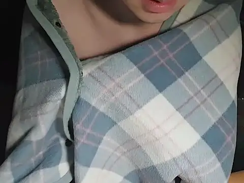 Snapshot of fox165 chatting on 13, 3, 2026 fox165 online show from 13, 3, 2026