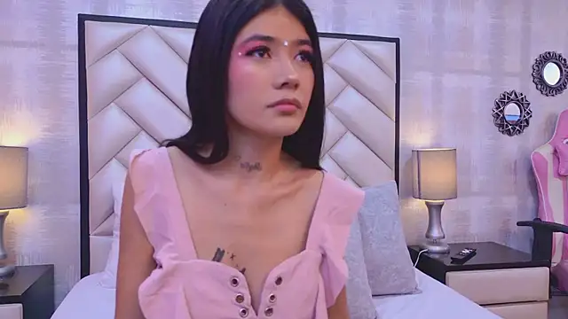 CristalShayy online show from 17, 2, 2026