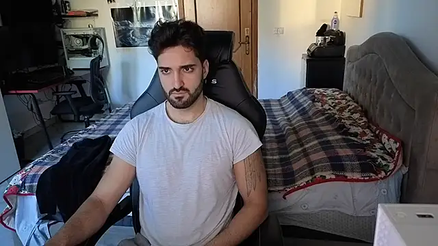 Al3xox02 online show from 14, 1, 2026