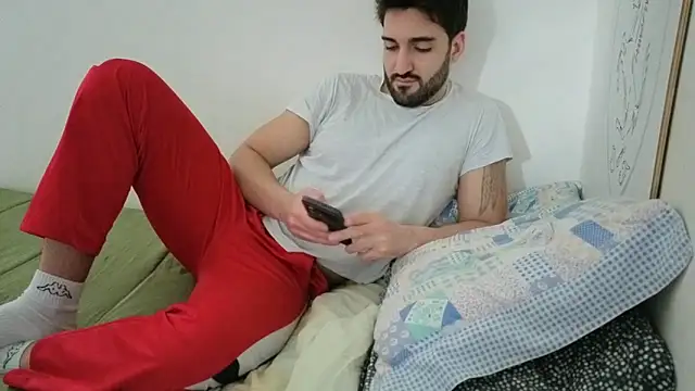 Al3xox02 online show from 19, 2, 2026