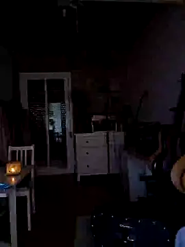 Snapshot of MissHazelnut chatting on 12, 10, 2025 MissHazelnut online show from 12, 10, 2025