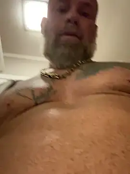 Snapshot of Muscledick40 chatting on 3, 2, 2026 Muscledick40 online show from 3, 2, 2026