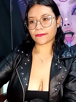 MaviEvil  online show from 10, 10, 2025
