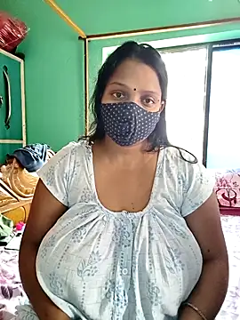 Snapshot of Shiyalsen chatting on 6, 11, 2025 Shiyalsen online show from 6, 11, 2025