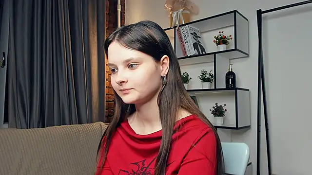 Snapshot of SkyDoll chatting on 7, 10, 2025 SkyDoll online show from 7, 10, 2025