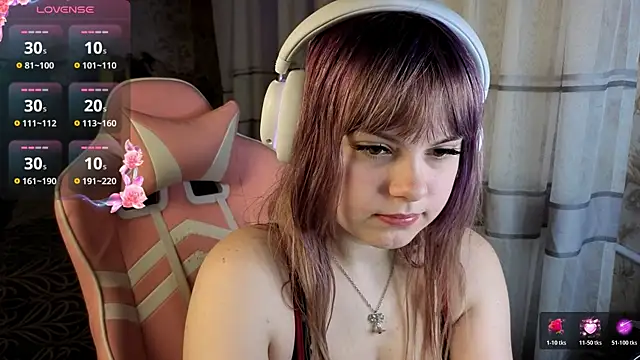 Snapshot of KristiBloom chatting on 20, 3, 2026 KristiBloom online show from 20, 3, 2026