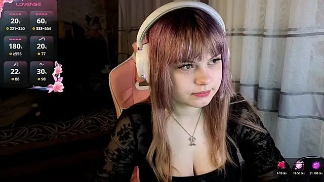 Snapshot of KristiBloom chatting on 24, 3, 2026 KristiBloom online show from 24, 3, 2026