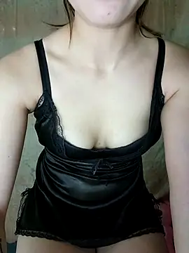 Snapshot of LylyCii6969 chatting on 11, 10, 2025 LylyCii6969 online show from 11, 10, 2025