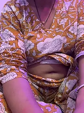 Snapshot of bindiyarani01 chatting on 6, 10, 2025 bindiyarani01 online show from 6, 10, 2025