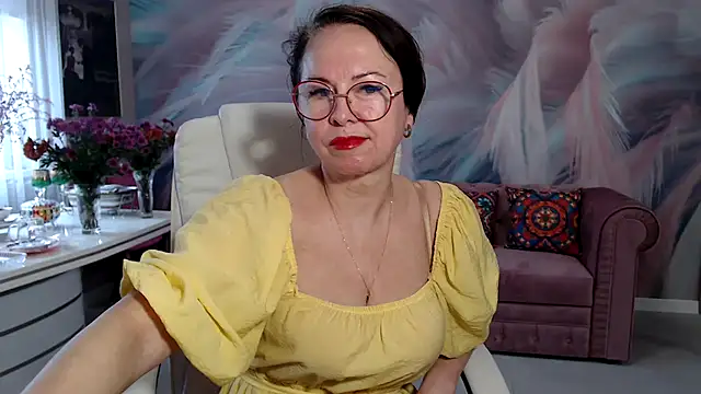 Arisa5000 online show from 9, 11, 2025