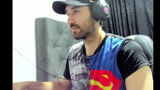 coolfriki online show from 27, 10, 2025