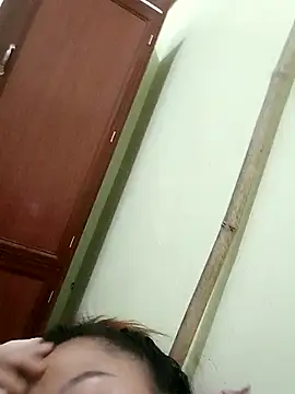 Ducky27021991 online show from 14, 10, 2025