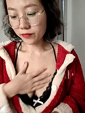 nini10052025 online show from 21, 11, 2025