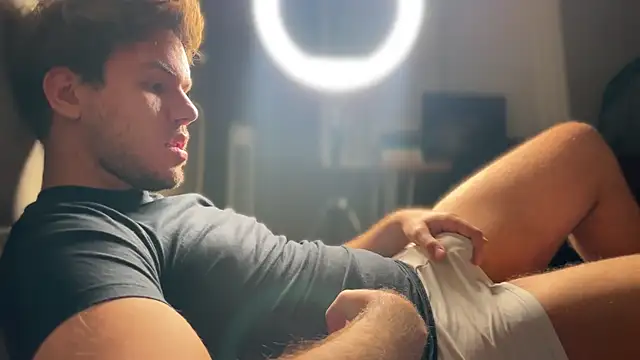 Snapshot of mynameischris chatting on 18, 10, 2025 mynameischris online show from 18, 10, 2025