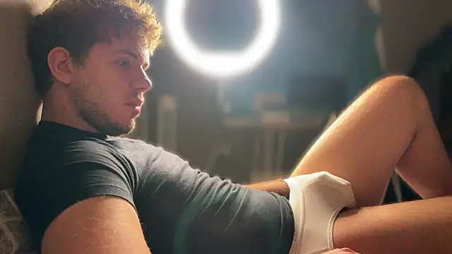 Snapshot of mynameischris chatting on 20, 10, 2025 mynameischris online show from 20, 10, 2025