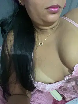 Snapshot of Brunamorenago chatting on 3, 5, 2026 Brunamorenago online show from 3, 5, 2026