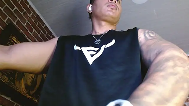 Snapshot of jordan_bigcock_ chatting on 15, 4, 2026 jordan bigcock online show from 15, 4, 2026