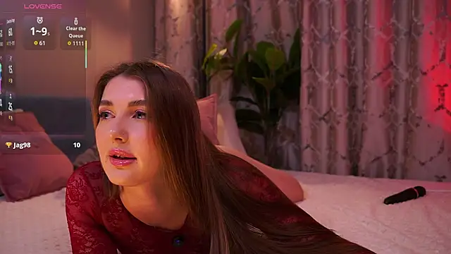 Snapshot of LureOfEva chatting on 12, 10, 2025 LureOfEva online show from 12, 10, 2025