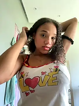 Snapshot of Bombomziin chatting on 15, 10, 2025 Bombomziin online show from 15, 10, 2025