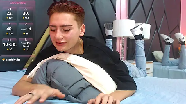 Snapshot of Alex_Millerss chatting on 17, 10, 2025 Alex Millerss online show from 17, 10, 2025