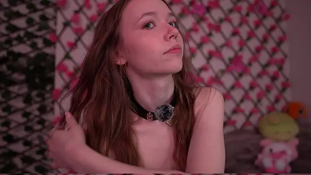 Petite Polly online show from 19, 10, 2025