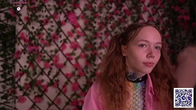 Petite Polly online show from 20, 11, 2025