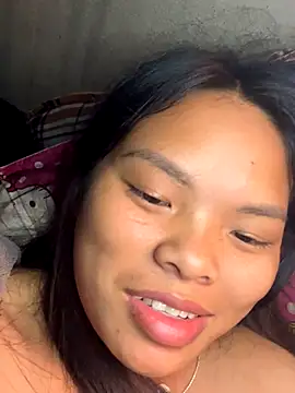 hello-cute online show from 2, 12, 2025