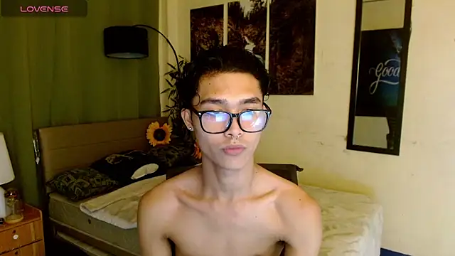 AsianCarl online show from 12, 11, 2025