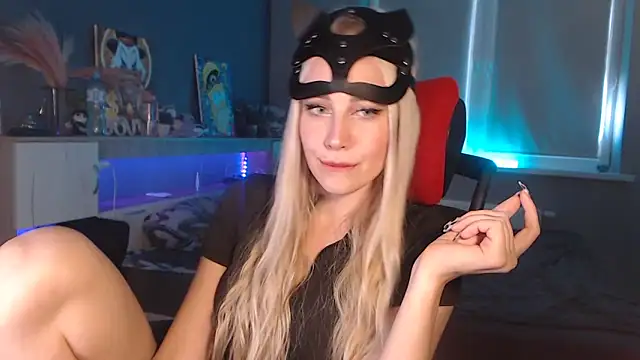 Lily Shell online show from 31, 10, 2025