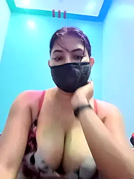 Snapshot of Hot_radhaji chatting on 7, 7, 2026 Hot radhaji online show from 7, 7, 2026