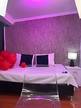 KarinaFlowers  online show from 28, 2, 2026