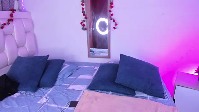 Laaura-Velez online show from 14, 2, 2026