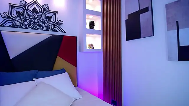 Emo Boy  online show from 21, 2, 2026