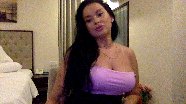 Fayronna online show from 13, 2, 2026