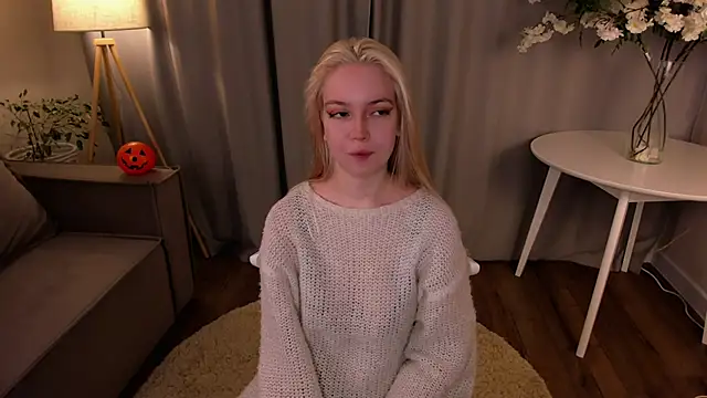 TinaStevenson online show from 29, 10, 2025