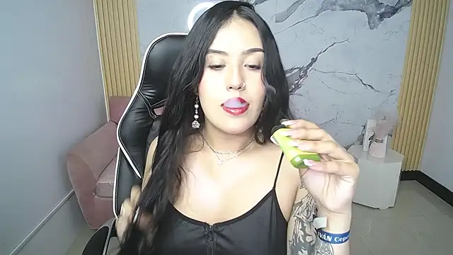 Snapshot of ailyn_ch1 chatting on 2, 7, 2026 ailyn ch1 online show from 2, 7, 2026