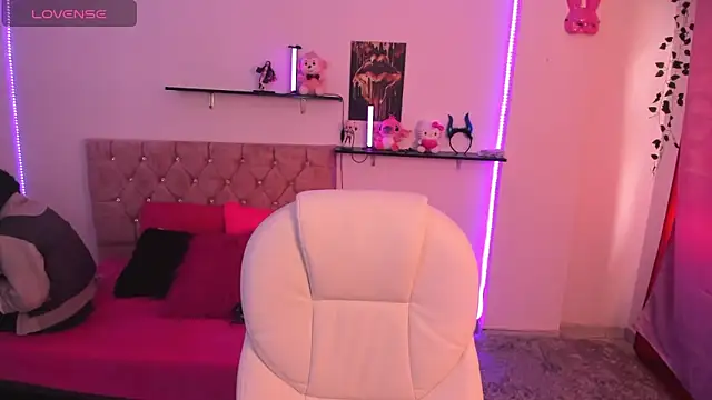 thianahorny online show from 25, 10, 2025