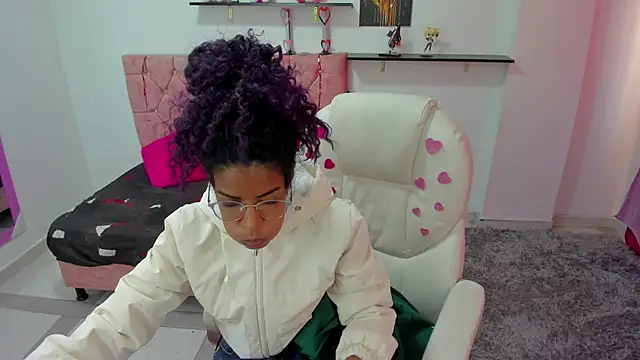 Snapshot of thianahorny chatting on 28, 2, 2026 thianahorny online show from 28, 2, 2026