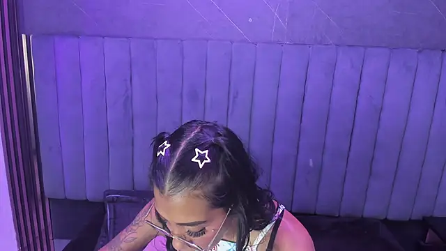 KarlaSlutSkinny   online show from 27, 3, 2026