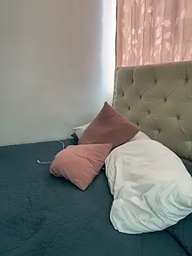 MeganHillss online show from 15, 2, 2026